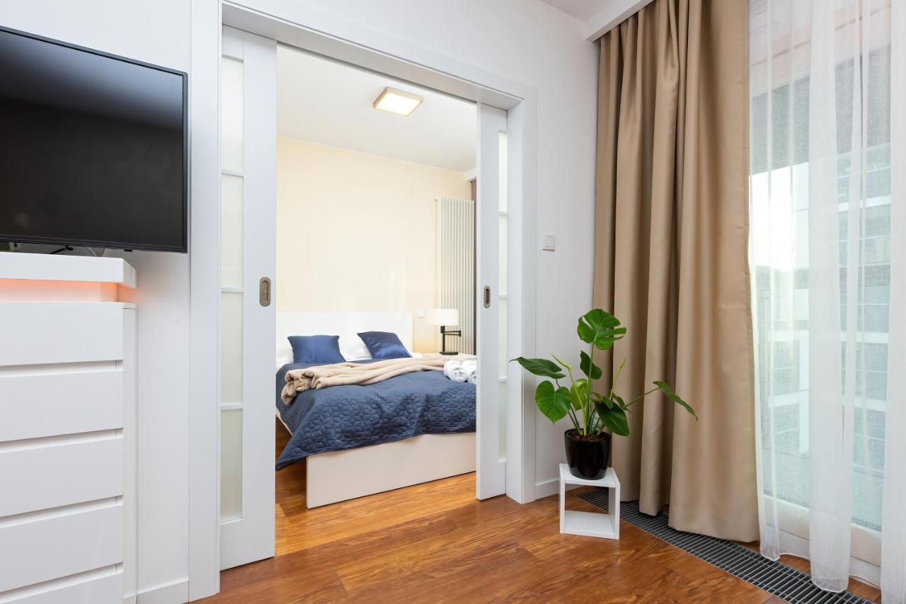 Royal City Center Mennica Residence By Noclegi Renters Βαρσοβία Εξωτερικό φωτογραφία