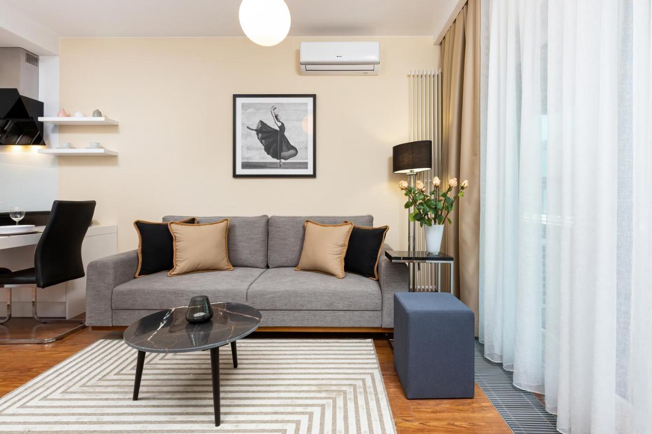 Royal City Center Mennica Residence By Noclegi Renters Βαρσοβία Εξωτερικό φωτογραφία
