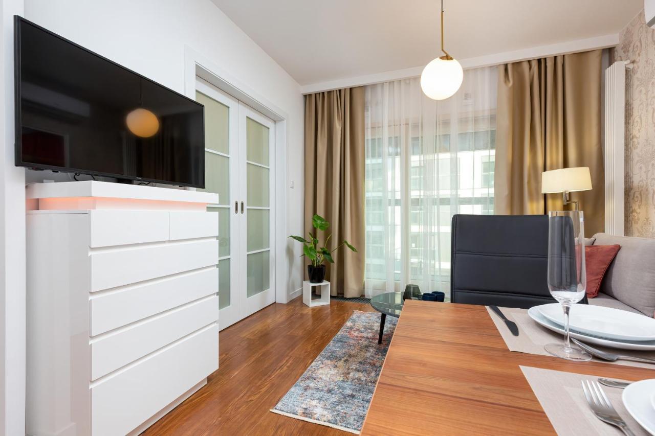 Royal City Center Mennica Residence By Noclegi Renters Βαρσοβία Εξωτερικό φωτογραφία