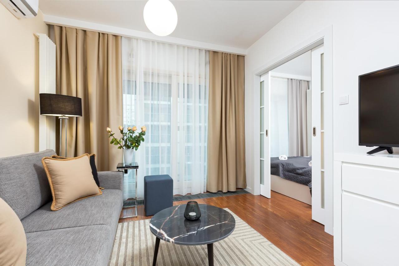 Royal City Center Mennica Residence By Noclegi Renters Βαρσοβία Εξωτερικό φωτογραφία